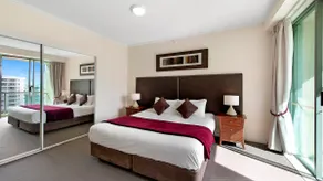 Gold Coast Beautiful Comfortable Surfers Suite - Image 3