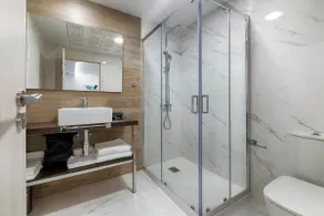 TH Apartments - Apartamento Interior 1camax150com - Image 5