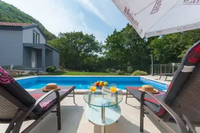 NEW LUXURY HOUSE WITH POOL - Image 2