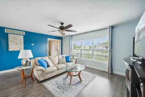 Modern, Large 4BR Home in Perrysburg – Near Dining - Image 3