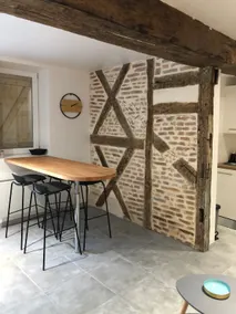 Nice apartment in historic neighborhood - Image 2