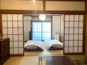 20 minutes from Haneda Airport, 10 minutes from Yokohama, 1 floor rental, free WiFi, 1 to 6 people OK, pets welcome - Image 4