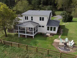 Julian's Place-Modern Farmhouse with Amazing Views - Image 5