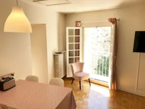 Charming old Chinon apartment – Two bedrooms - Image 3