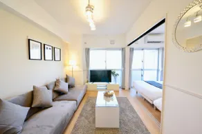 Reasonable/MAX8guest/15min to American Village/CB1 - Image 2