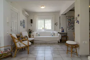 Wonderful house with private garden - Image 4
