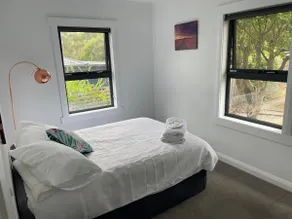 Little White House on Ecclestone close to city centre and Tamar Valley Wineries! - Image 4