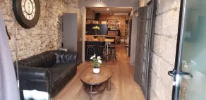 Le 79 Balnéo Loft Déco Authentique Centre climatisation - Image 2