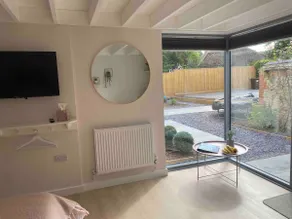 The Annexe - Image 2