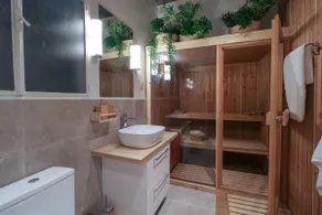 Victoria 5star / 5BR BigApt / Sauna / 2min to metro - Image 4