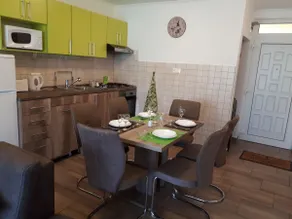 Quiet apartment close to the beach - Image 4
