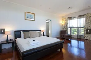 Modern Marcoola Beach House - Image 5