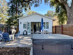cherry lane cottage (w/ hot tub & fire pit) - Image 2