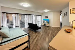 Spacious 1BR Peekaboo Ocean View Free Parking WiFi - Image 4