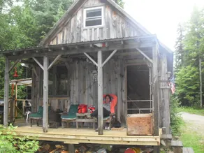 Bear Pause Cabin and Adirondack Shelter - Image 2