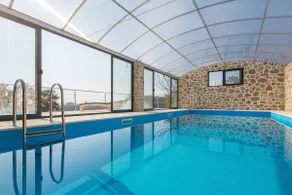 Family Olive Retreat · Exclusive Pool & Views - Image 4