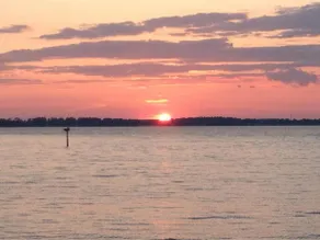 Island Get-A-Way on the Chesapeake Bay with Beach - Image 4