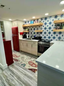 Mid-Century Modern Beachfront - Image 4