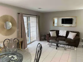 RENOVATED MARCH 2022 Lakeside Retreat 1 Bedroom - Image 4