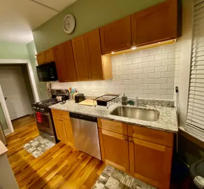 ⭐The Rhody Retreat⭐ Minutes from Downtown ⭐Modern, Spacious, Highly Rated!!!⭐ - Image 2