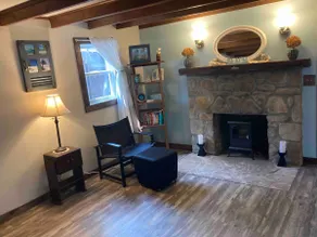 Laurel Highlands Cottage ~ 2 bedrooms, 2 bathrooms - Image 4