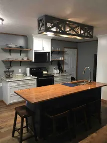 Hill House - Image 3