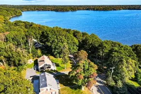 Walk to Lake Wequaquet Beach | 4BR Cape Cod - Image 2
