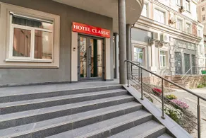 Center of Kyiv, near the bus and railway station - Image 5