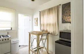 Entire House | By Beach | Parking | Wholefoods - Image 3