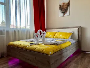 City Nest Maria by Short-Stay - Image 2