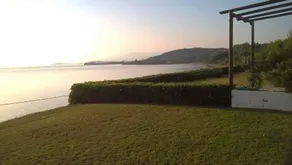 Sangue Blu Beachfront Villa Apartment - Image 3