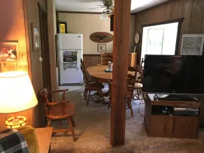 Quinn-A-Witz Cozy Cabin - Image 3