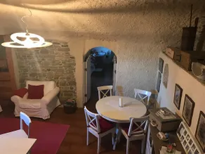 Entire rustic-style apartment - Image 2