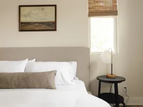Bright & charming home in trendy Fountain Square - Image 2