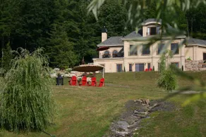 Heartley Apartment - Image 5