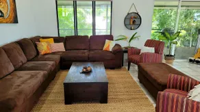 Tranquil Tropical 4 Bedroom House - Image 3