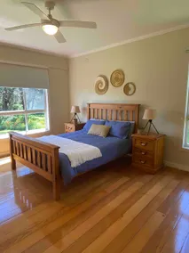 Cottage on orchard acreage with ocean views - Image 5