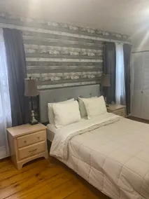 The Family House - 3 Bedroom Condo with Parking - Image 5