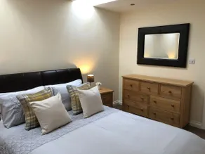Beautiful 2 bedroom apartment fully furnished - Image 2
