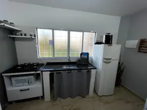 City's Best Rated Townhouse with Garage and Air-Conditioning - Image 5