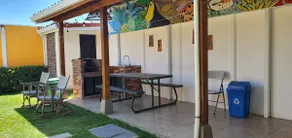 An ideal place to share with family and friends - Image 5