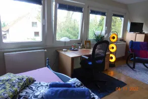Two bedrooms, parking at the house - Image 3