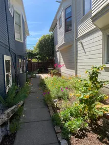 Private and Modern Garden Suite in Alameda - Image 5