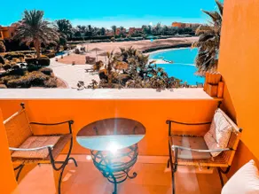 ☀️ Sunny dream Apt in West Golf @ ♾Pool & lagoon - Image 4
