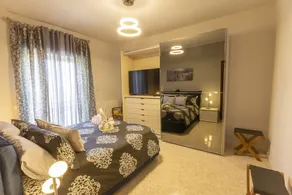 Modern Home! 2 Min Walk to Beach! Sleeps 6! - Image 2