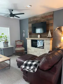 AMAZING PRIVATE GUEST HOME CLOSE TO EVERYTHING - Image 3