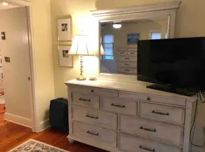 Quiet, Shabby-chic home in downtown Chestertown - Image 5