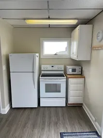 Ocean Breeze Studio Apt: Beachside Retreat - Image 4