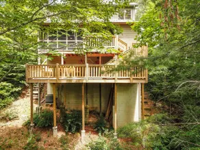 Fox’s Den: Cozy Smoky Mtn Cabin — Pet Friendly! - Image 2