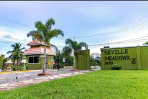 The Residence at Seville Gated FullyAC Washer Dryer PayPal Prepayment Required - Image 2